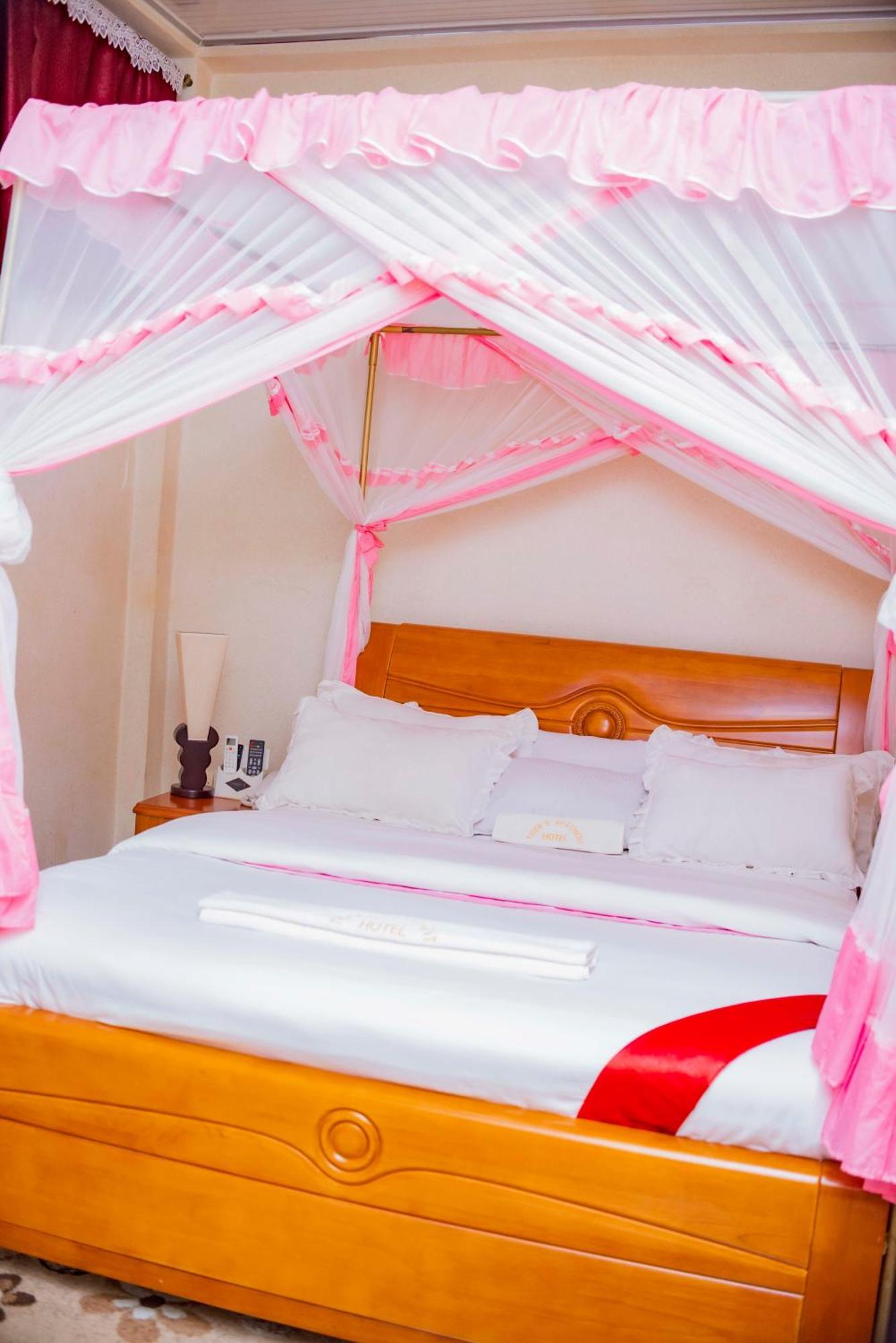 Tigers'S Apartment Hotel Bujumbura Bagian luar foto