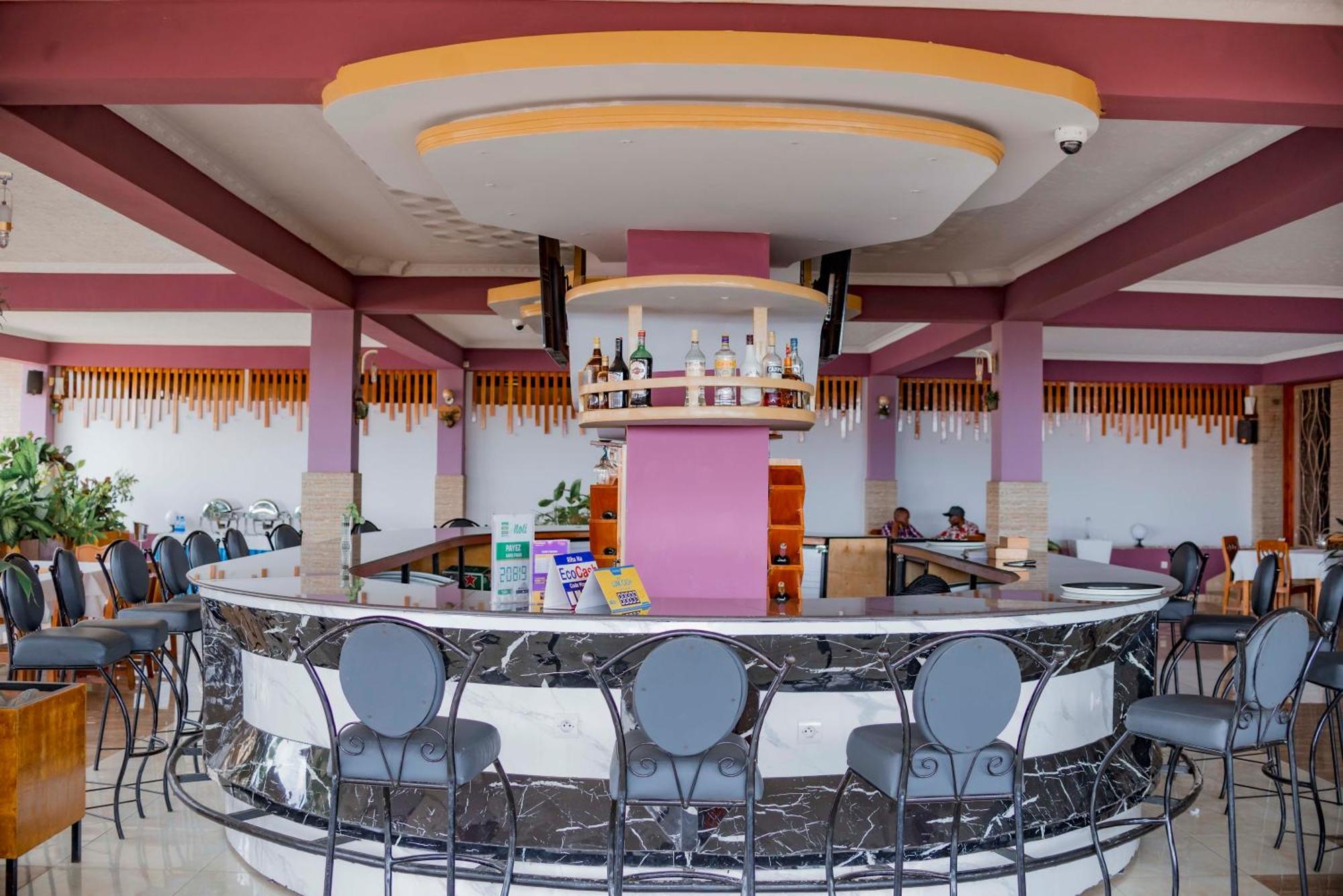 Tigers'S Apartment Hotel Bujumbura Bagian luar foto