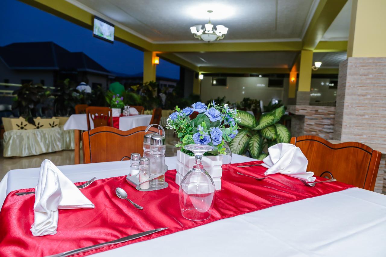 Tigers'S Apartment Hotel Bujumbura Bagian luar foto