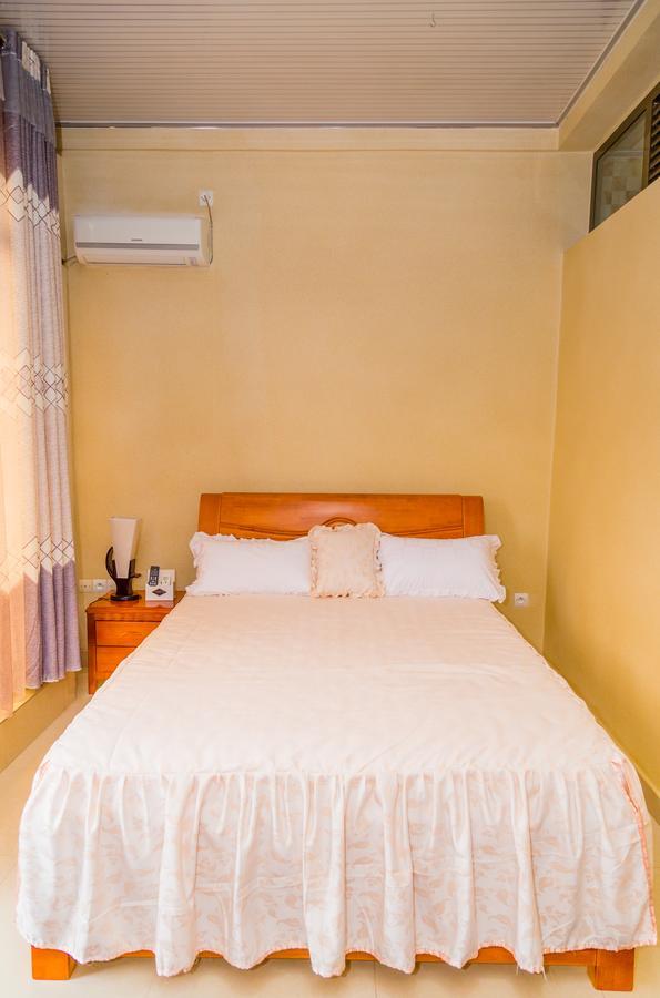 Tigers'S Apartment Hotel Bujumbura Bagian luar foto